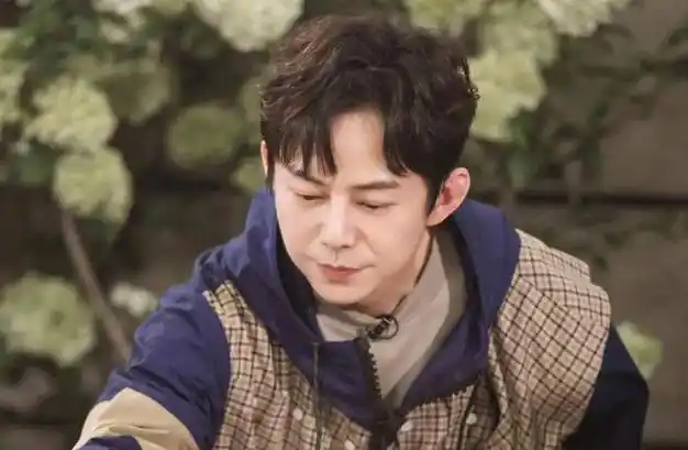 何炅谢娜海涛互怼现场如果智商和身高交换你愿意吗