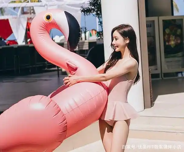 女神孙允珠,粉色泳装秀美翻整个夏天,诱惑十足,让人怦然心动!