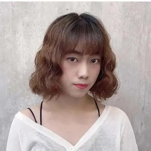 短发发型女烫头发(四款超人气网红烫发)(7)