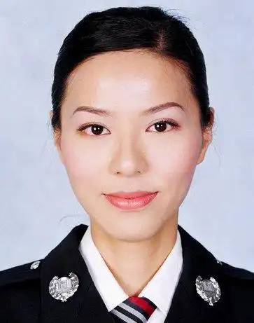 滕丽名老公朱建昆个人资料及近况和图片介绍 - 佩龙个人网