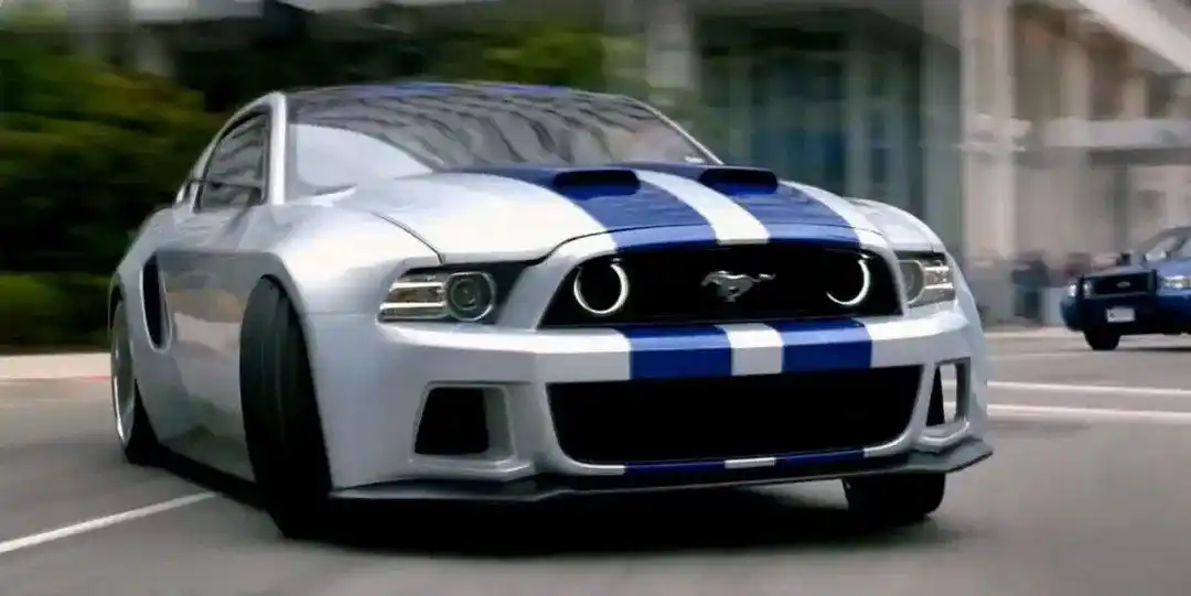 极品飞车自然也不能例外,这次出现在剧中的是2014款福特野马gt,并且