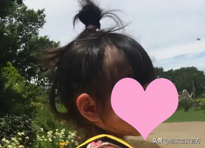 女宝宝头发怎样扎好看?教你这样扎,可爱又好看