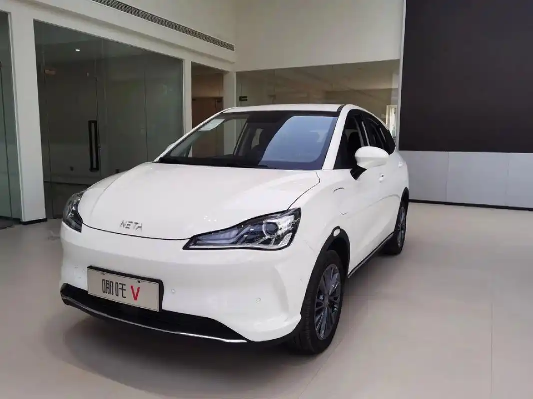 现车!优惠现金优惠哪蚝吒v 现车!现车!现车! 新能源汽车哪吒v 真香!