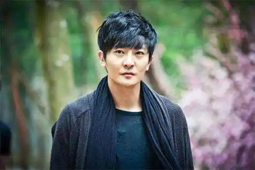 郭京飞个人资料 郭京飞个人资料及图片  第1张