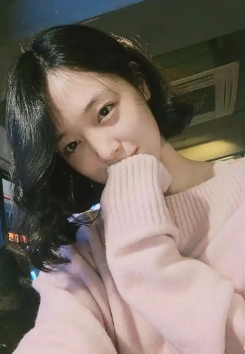 崔雪莉短发自拍写真图片34