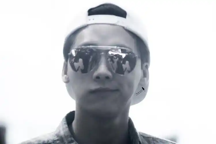 峰峰的歪嘴笑很迷人@李易峰