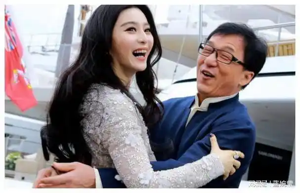 毫无背景,仰仗资本的女明星,被男明星或是资方各种"吃豆腐",占便宜屡