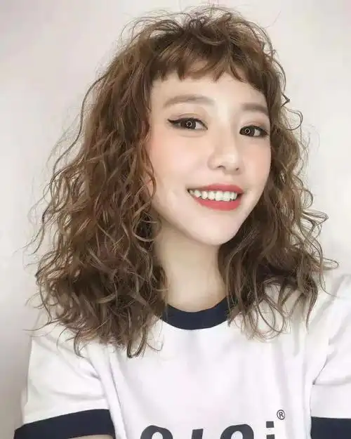 热烫和冷烫哪个危害大头发细软稀少冷烫好还是热烫好