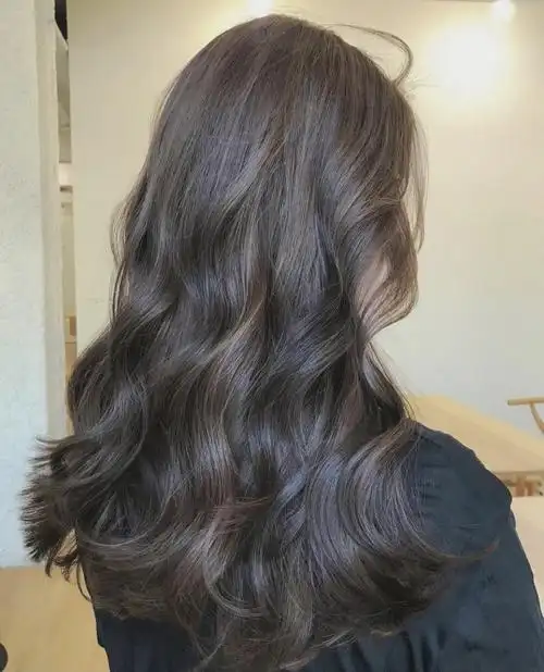 中长发女生一定不能错过的甜美法式烫发