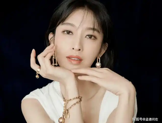 38岁张俪,才是真尤物啊!这身材谁顶得住!_魅力_气质_女性