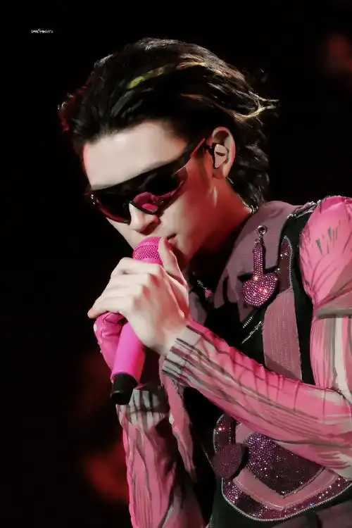 小鬼王琳凯成都演唱会