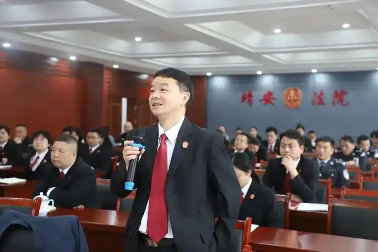 思政讲堂|全国审判业务专家,东莞中院专委程春华应邀为靖安法院全体