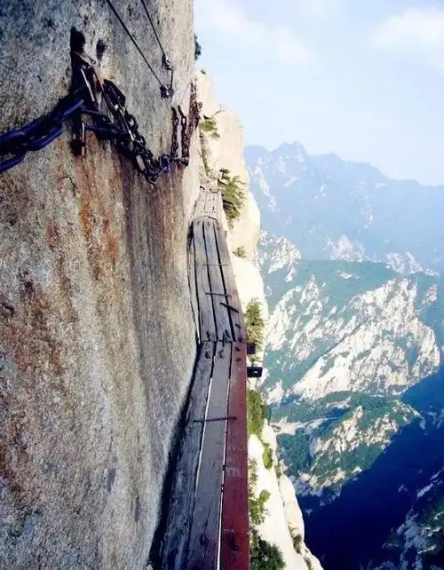 华山游玩新攻略!这10处徒步登山险道, 等你来挑战