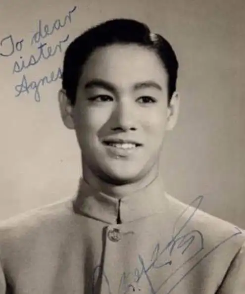 李小龙童年少年青年各个时期的龙哥珍贵影像