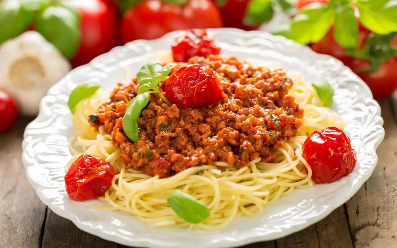 美食意大利面图片高清电脑壁纸