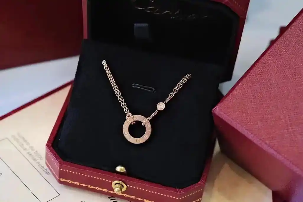 入坑卡地亚经典项链