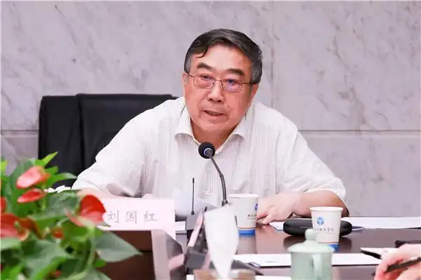 刘国红组长对专题民主生活会进行了点评,充分肯定本次民主生活会会前