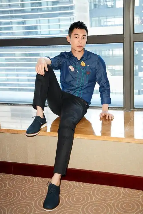 朱亚文 yawen zhu的图片