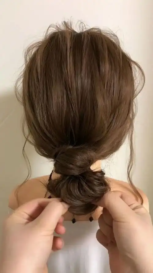 低马尾可以这样扎,优雅大方有气质,御姐范十足