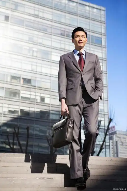 穿西装需要注意哪些细节?