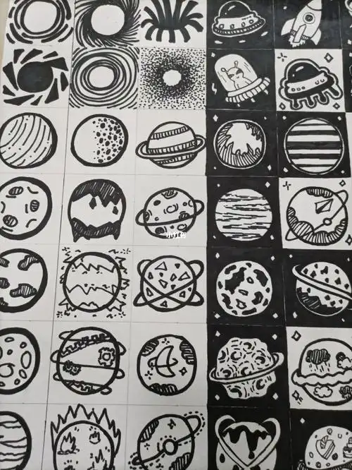 创意星球黑白手绘画