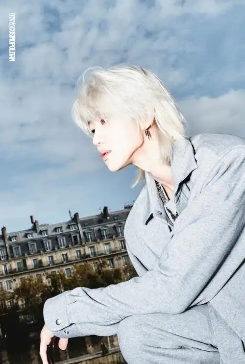 巴黎时装周##徐明浩塞纳河畔高阶灰