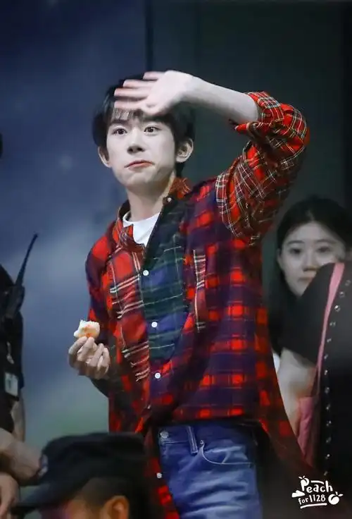 易烊千玺电影小小的我