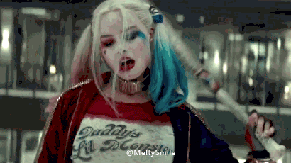 但说实话,金靖是酷的,两个大辫子,不羁,又无所畏惧,看,也不逊色原版嘛