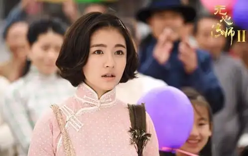 最近李兰迪在拍摄《原来你还在这里》饰演少年时期的苏韵锦,这部根据