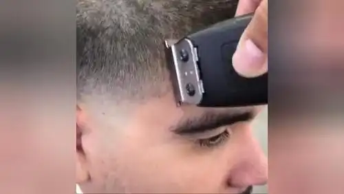 男生毛刺头发型设计效果图 男生毛刺头,毛刺头发型,毛刺头