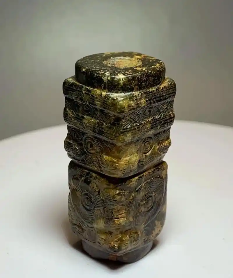 良渚文化高古玉玉琮老玉琮老玉勒子 珍藏版精美玉琮,满工.重量 - 抖音