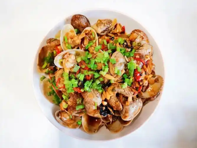 超好吃的辣炒花甲