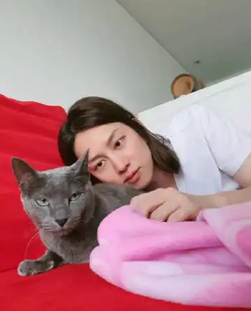 李东海女朋友永不放弃