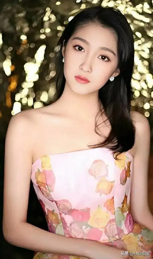 关晓彤明星壁纸33