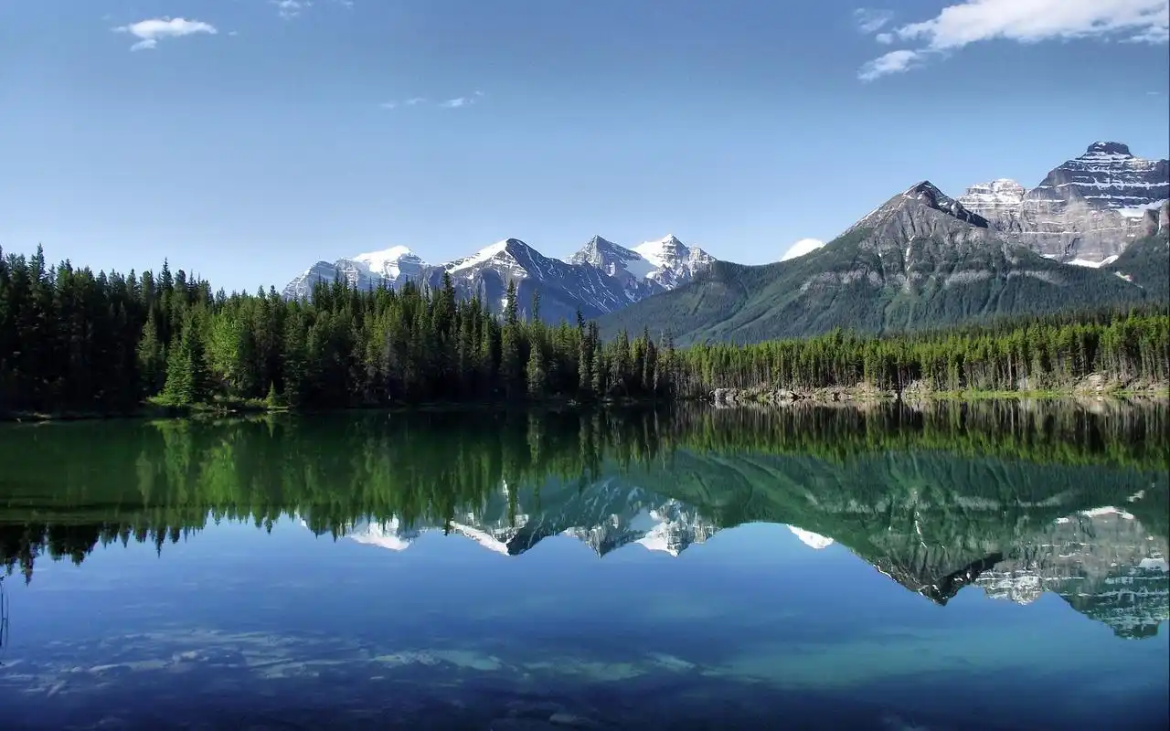 大自然美丽风景山水倒影高清图片电脑桌面壁纸下载