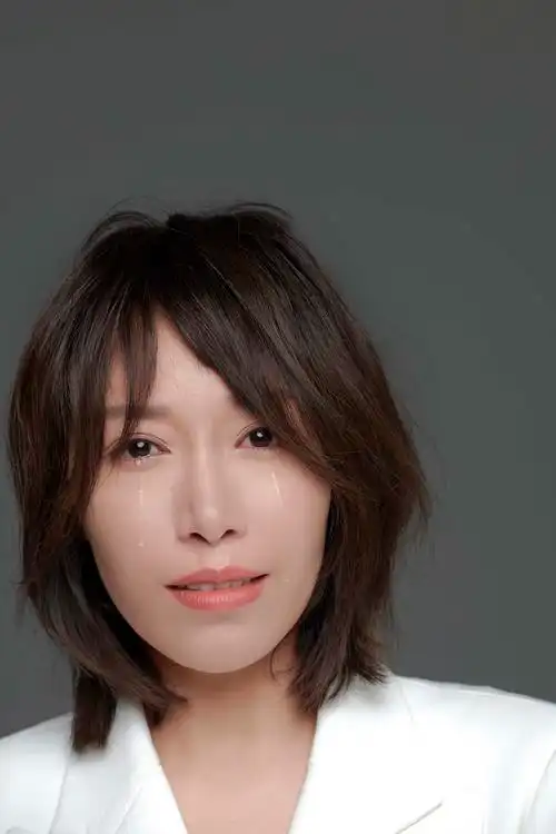 金池时尚大片极具表现力新曲上线受好评