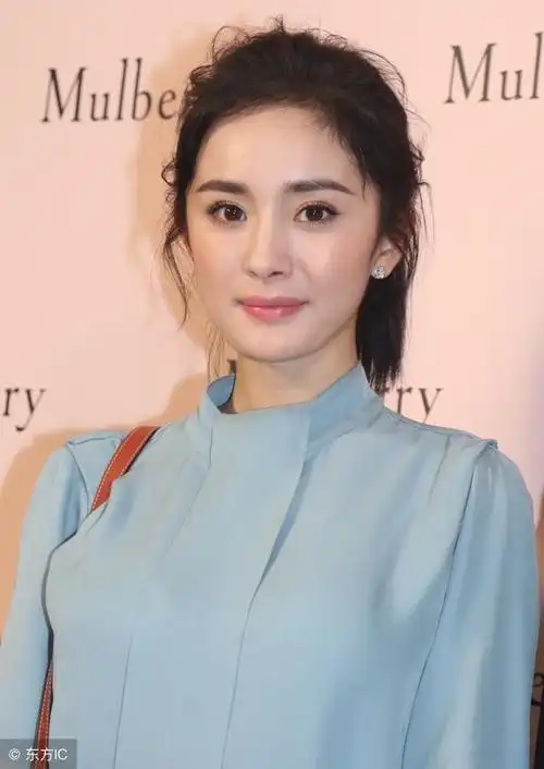 杨幂个人资料简介图片 简历——杨幂的个人资料简介及图片-星座梦城