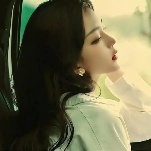 想一个人的头像女