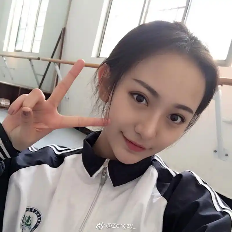 校花日记 曾姿晔