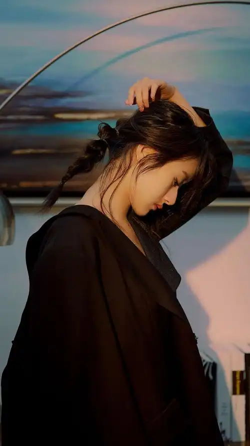 袁冰妍个性时尚写真手机壁纸