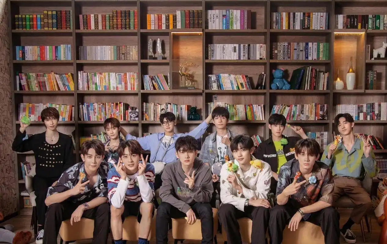 原创曝创4成团名into1哇唧唧哇公司早已注册龙丹妮却卸任跑路