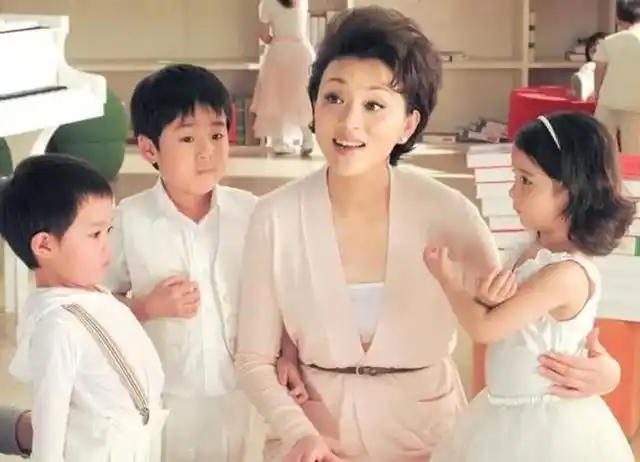 杨澜育儿经:在自我反思中与孩子共同成长