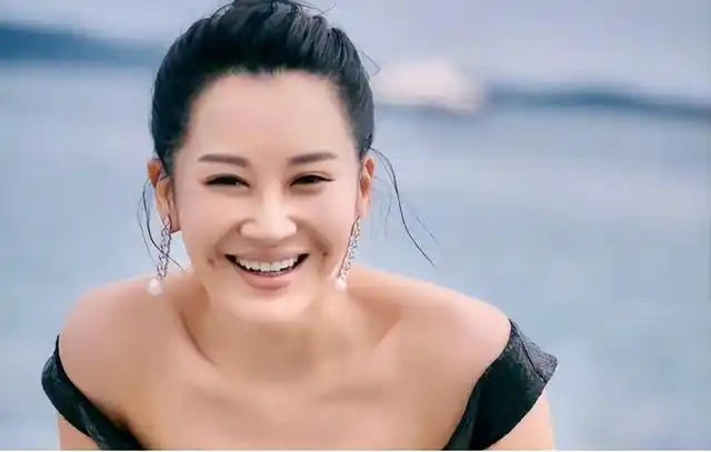 50后女明星名单大全(中国漂亮女明星50名)-天晟网