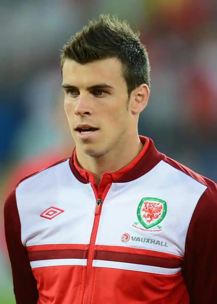 7月16日出生于英国 a target="_blank" href="/item/威尔士/4834248"