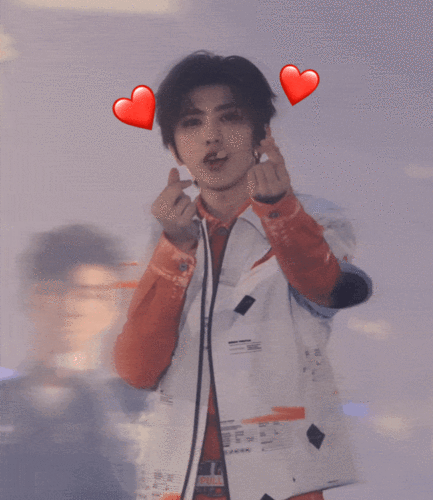 我愿称之为科书式表情管理蔡徐坤神仙表情管理分享