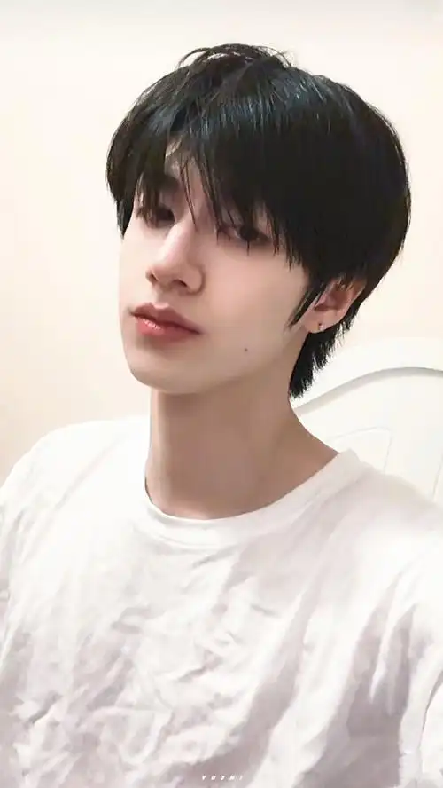 朱志鑫##朱志鑫 断层c位全能队长