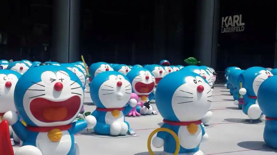 萌萌嗒～蓝胖子