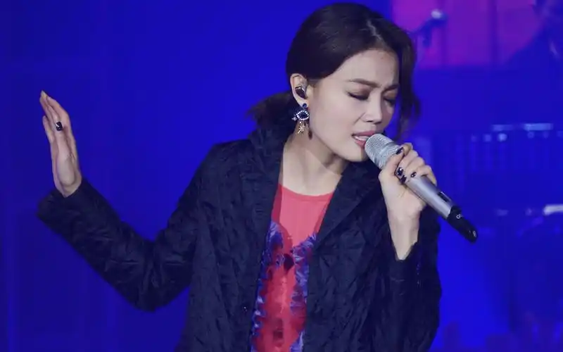 容祖儿joeyyung2009国语专辑很忙专访集合