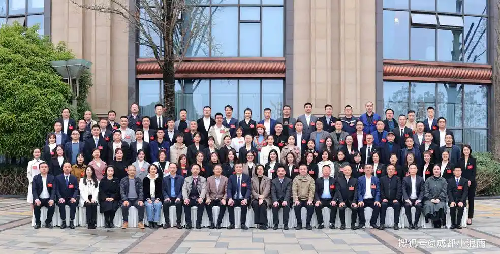 集体照合影拍摄的意义及价值_宣传_照片_团队