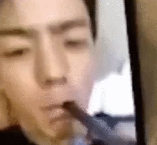 丁真为吸烟道歉